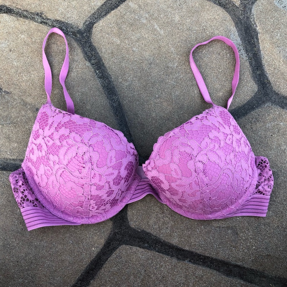 Victoria’s Secret push up bra